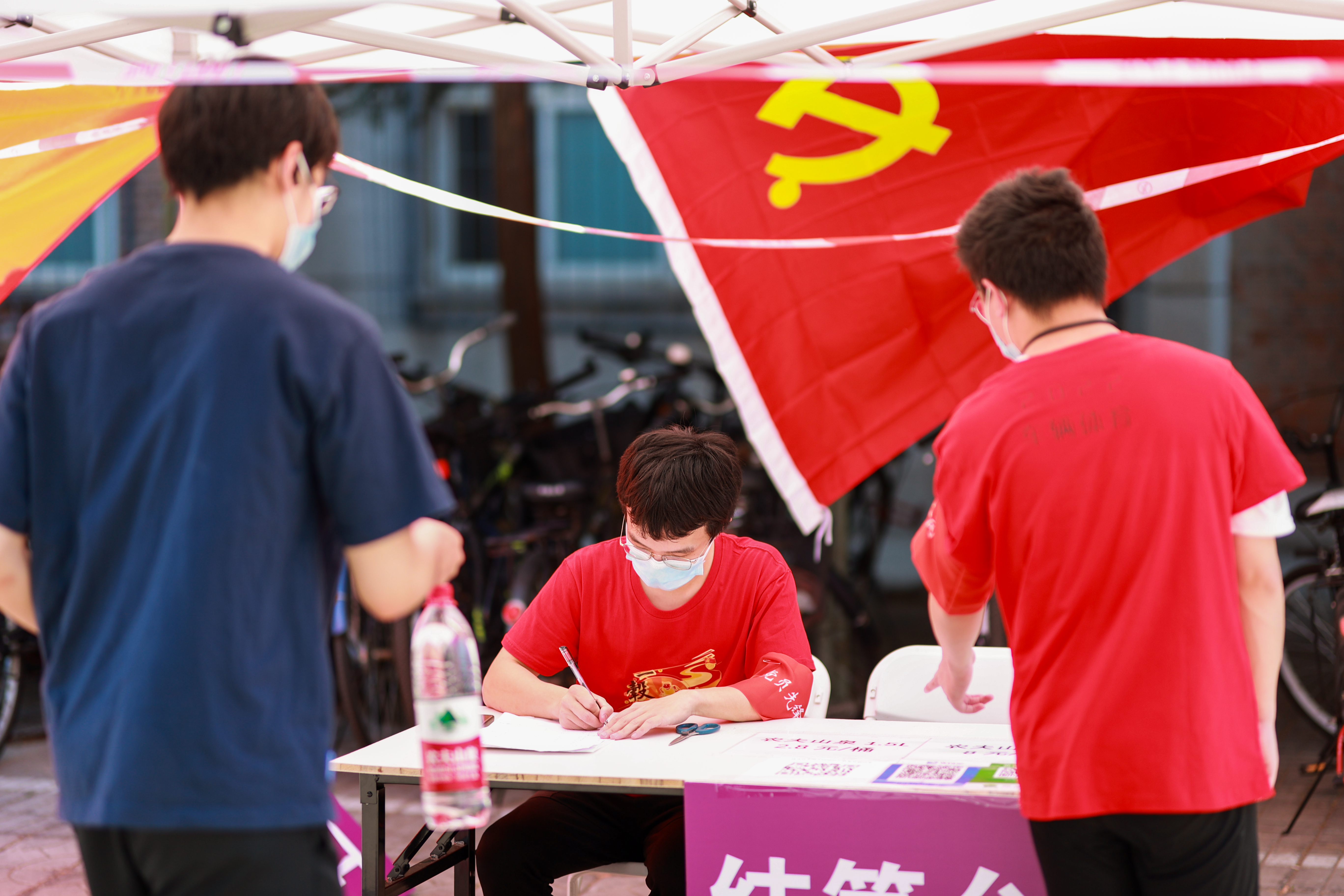 20220529-ued官网多了一支“突击队”-贾桂昊 张晓峪-工作场景12.JPG