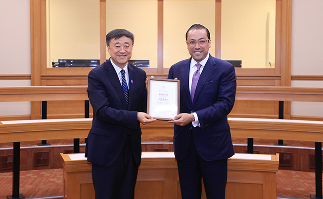 20250626-夏本佳阿拉伯学者奖学金捐赠仪式-许刚-图说+(3).jpg