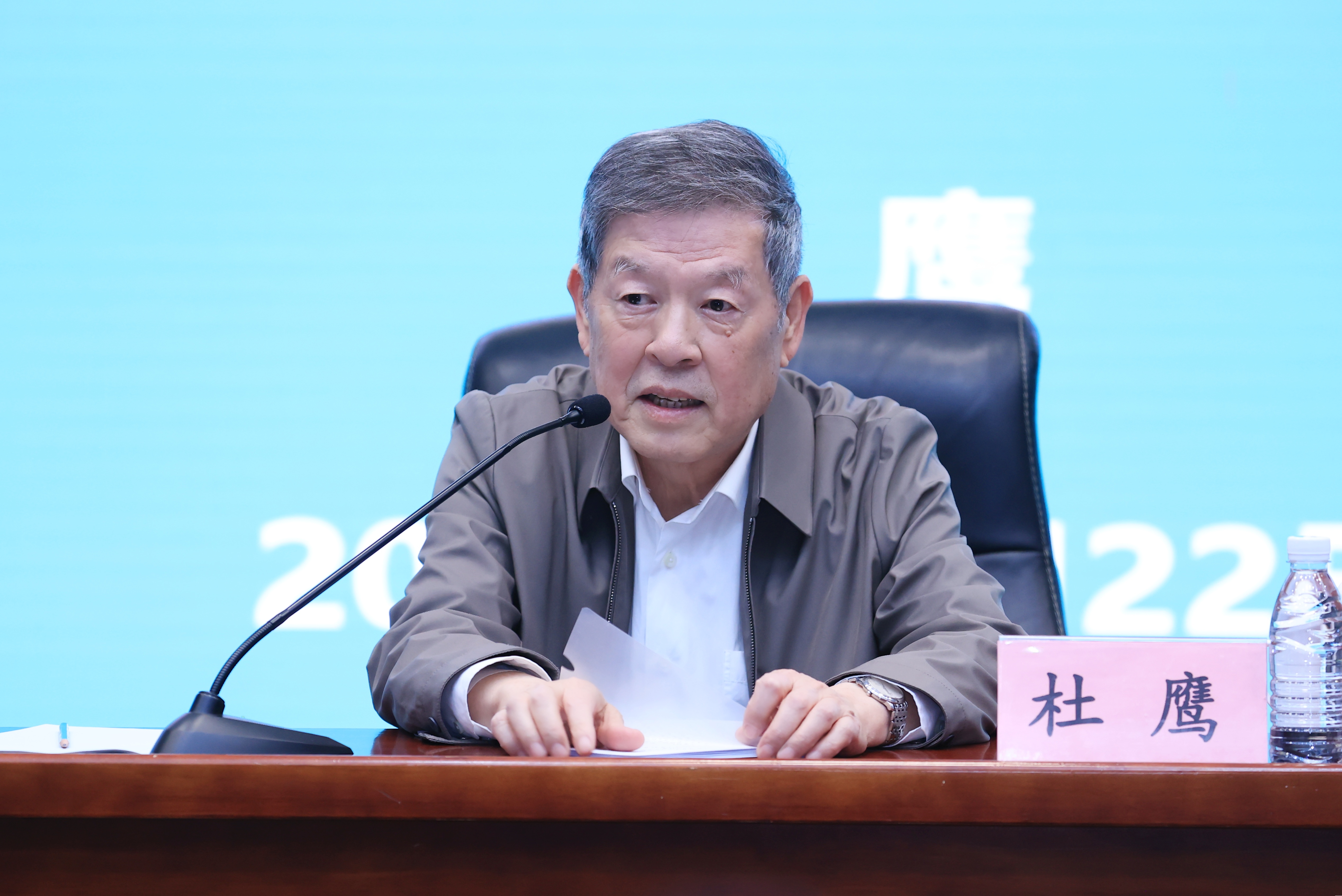 20260422-ued官网三农讲坛55-侯晓军-杜鹰演讲.jpg