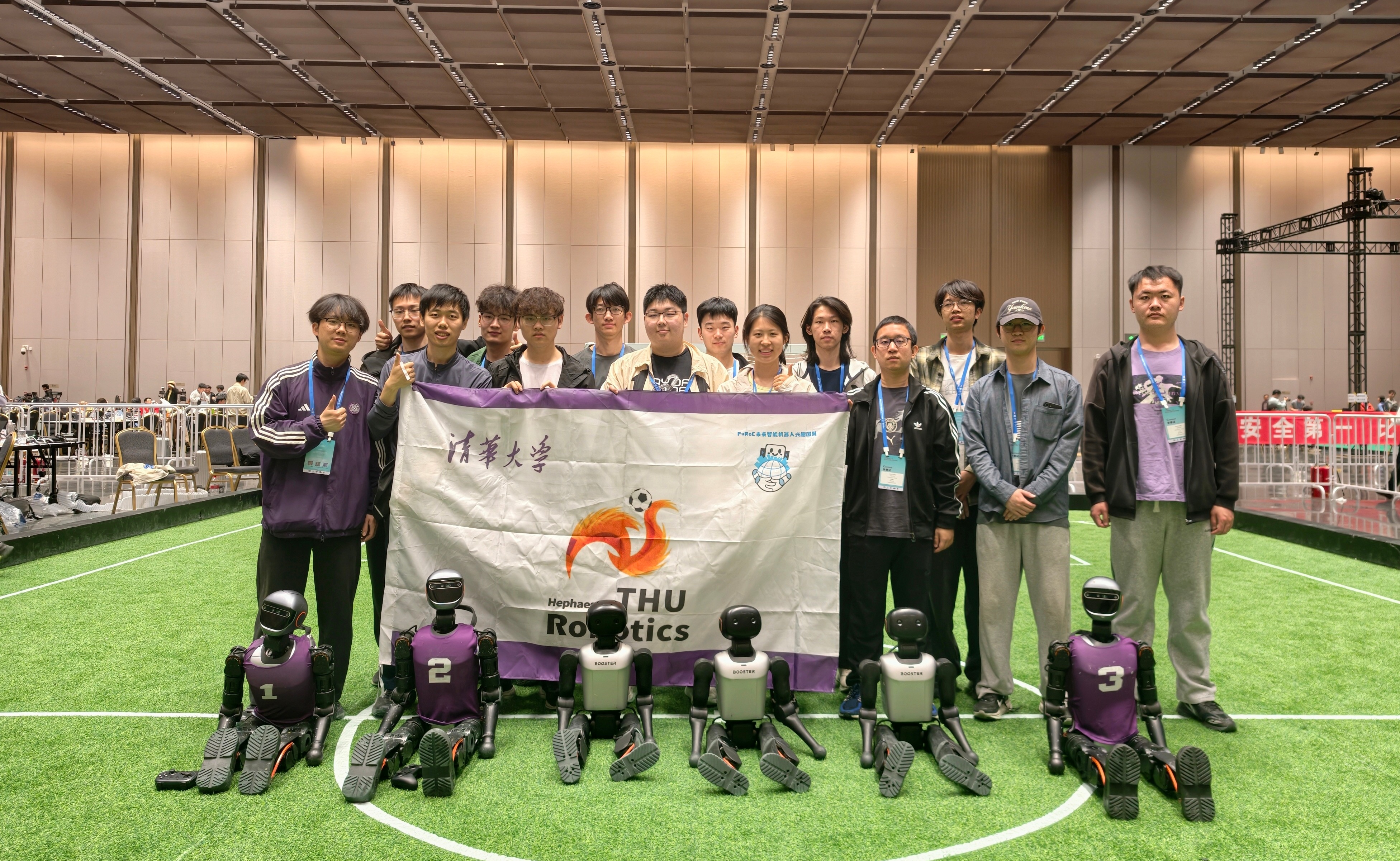 20260504-ued官网火神队荣获2026中国机器人大赛暨 RoboCup机器人世界杯中国赛类人组Large Size冠军-自动化系-ued官网火神队合影.jpg