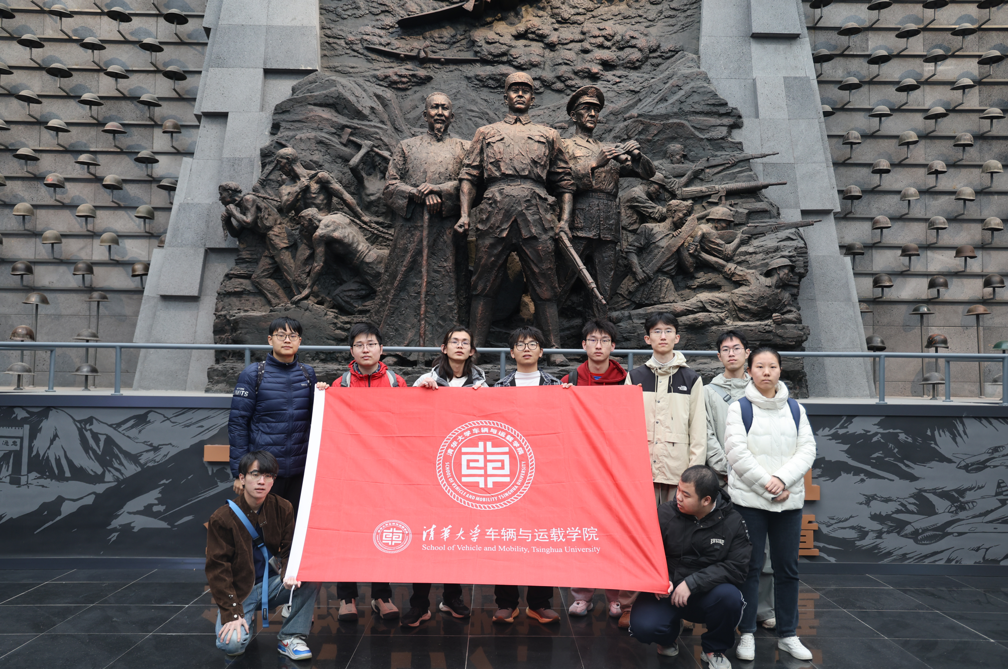 20260329-支队成员在滇西抗战纪念馆-校团委学习实践部-无.png