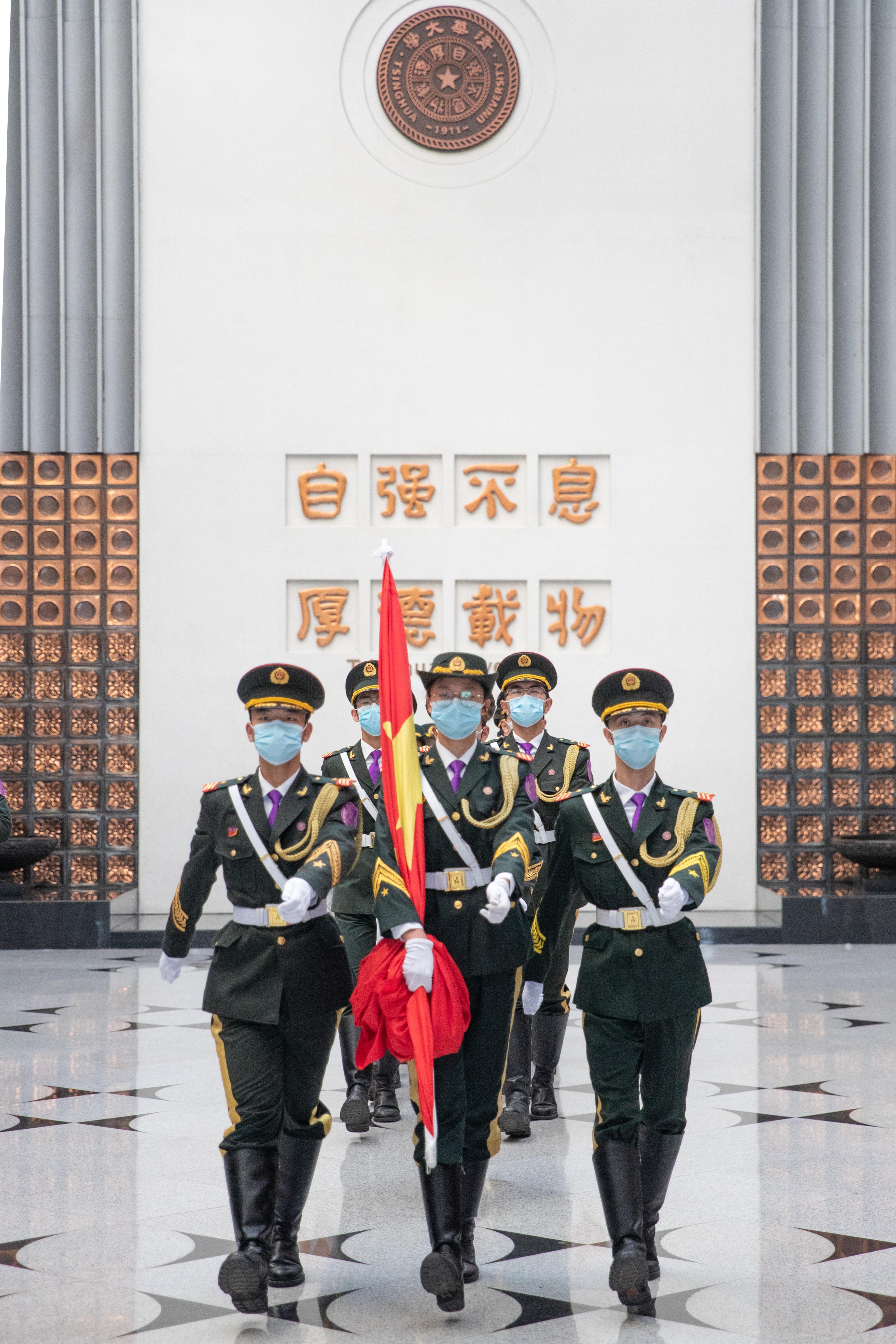 20220606-国旗仪仗队抗疫期间坚守岗位-李派、张晓峪、傅渝-升旗仪式3.jpg